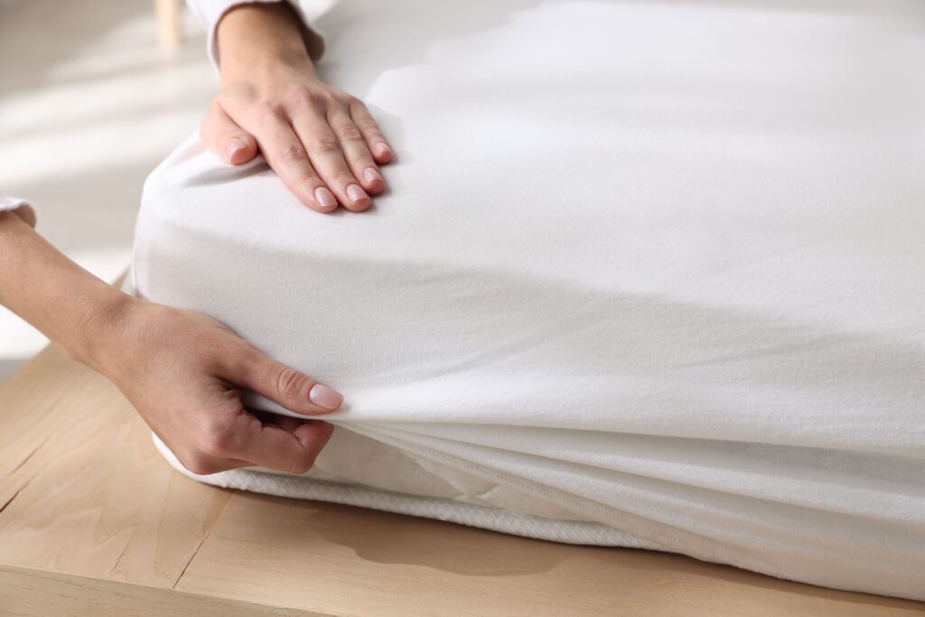 Tucking mattress sheet